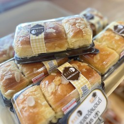 เนยสดอัลมอนด์