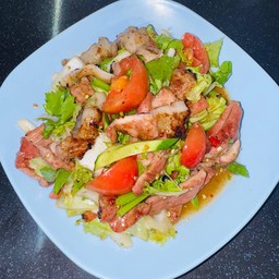 ยำหมูย่าง