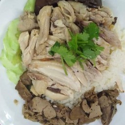 ข้าวมันไก่ต้ม+ตับ