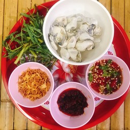 หอยนางรมทรงเครื่อง