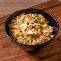 ข้าวผัดกระเทียม