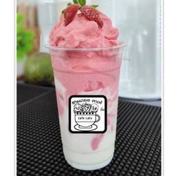 สตรอเบอร์รี่โยเกิร์ตปั่น