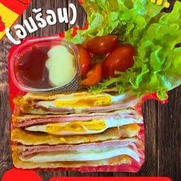 แซนวิช-ไข่ดาวชีส เลือกไส้ ชีสนอกหอมนุ่ม(อบร้อน)
