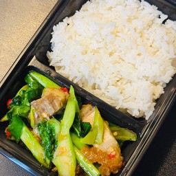 ข้าว+คะน้าหมูสับ