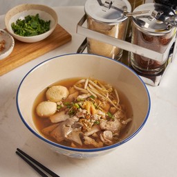 ก๋วยเตี๋ยวหมูน้ำใส