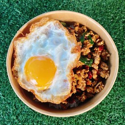 ข้าวกะเพราหมูสับ+ไข่ดาว