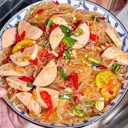 ตำเส้นเล็กหมูยอ