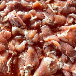 หมูหมักพริกไทยดำ