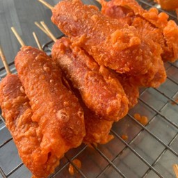 ไส้กรอกชุปแป้งทอด3ไม้