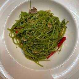 ผัดผักบุ้งฝอย