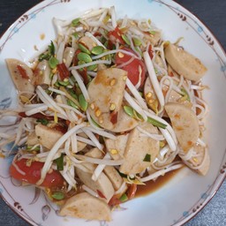 ตำเหลาไก่ยอรสเด็ด เผ็ดจัดจ้าน