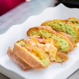 ปาท่องโก๋ใส้แฮมชีส