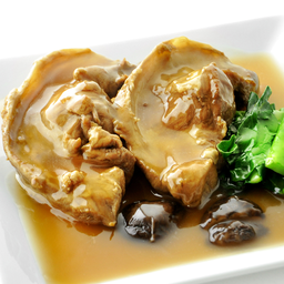 ซี่โครงหมูอบยอดผัก