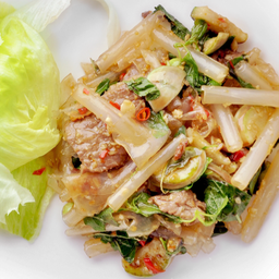 ผัดขี้เมา