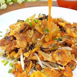 หอยทอด + ผัดกะหล่ำปลีซอย