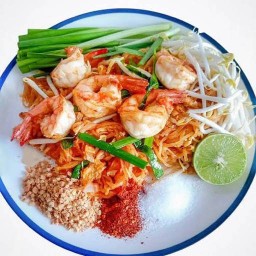 ร้านผัดไทยโบราณพนาสนธิ์