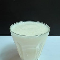 นมสดร้อน