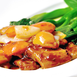 เนื้อสันนอกผักซอสฮ่องกง