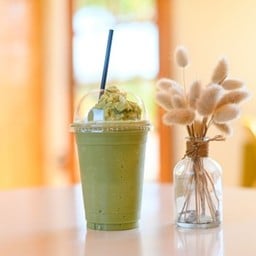 ชาเขียวนมปั่น