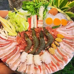 หมูกระทะ ชุดทะเล