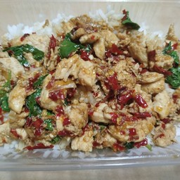 กระเพราไก่