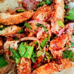 ข้าวยำไก่แซ่บ