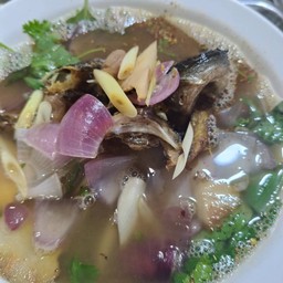 ต้มโคล้งปลากรอบ