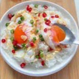 ข้าวไข่ดาวน้ำปลาพริก