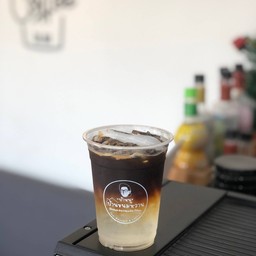 อเมริกาโน่ น้ำมะพร้าว ( ไซรับมะพร้าวน้ำหอม)