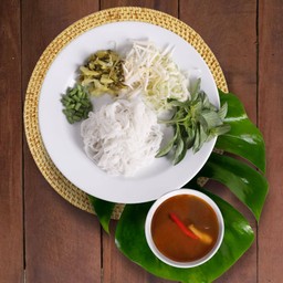 ขนมจีนน้ำยาป่า