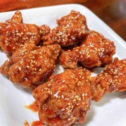 วิ้งซอสเรทฮอต 3 ชิ้น