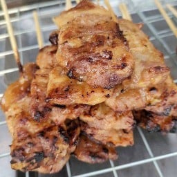 หมูปิ้งโบราณโอมเพี้ยง - หมู่บ้านพฤกษาวิลล์46/1