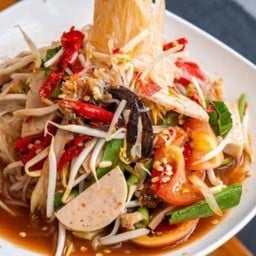 ส้มตำเส้นเล็กไทย