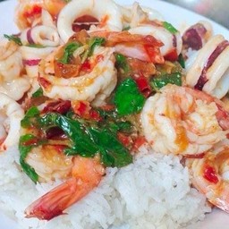 ข้าวกะเพาทะเล