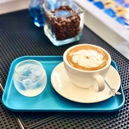 คาปูชิโน่ คอฟฟี่ร้อน