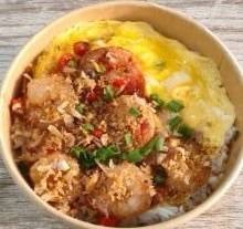 ข้าวกุ้งผัดพริกเกลือไข่ข้น