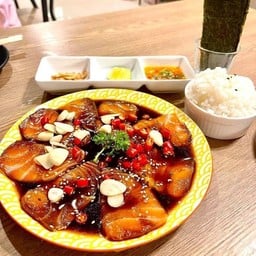 แซลม่อนดอง 8 ชิ้น