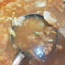 แกงส้มผักรวมใส่ใข่ชะอม