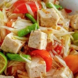 ส้มตำไก่ยอไทย