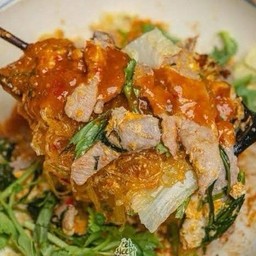 สุกี้หมูแห้ง