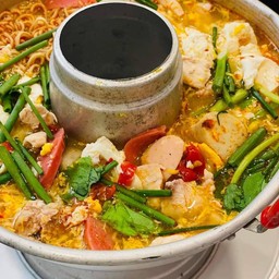 มาม่าหม้อไฟ