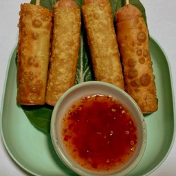 ครัวแม่สุนันท์ อาหารตามสั่ง&ของหวาน