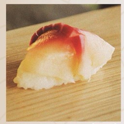 ซูชิหอยปีกนก.