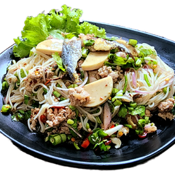 ยำขนมจีนน้ำปลาร้า