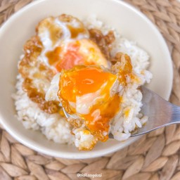 ข้าวไข่ดาวแฝด + ซอส และน้ำซุป