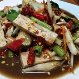 ส้มตำไก่ยอปลาร้า