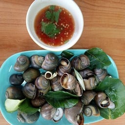 ส้มตำดอนเมือง by แม่นก