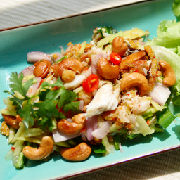 ยำมะม่วงไข่ปู