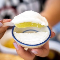 ขนมถ้วย (กล่องเล็ก 2 คู่ 4 ฝา)