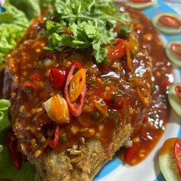 ปลาทับทิมราดพริก